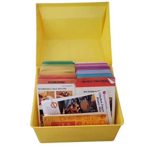 Vintage 1976 Betty Crocker STEP BY STEP Recipe Card File Library w/ Yellow Box - Picture 2 of 8